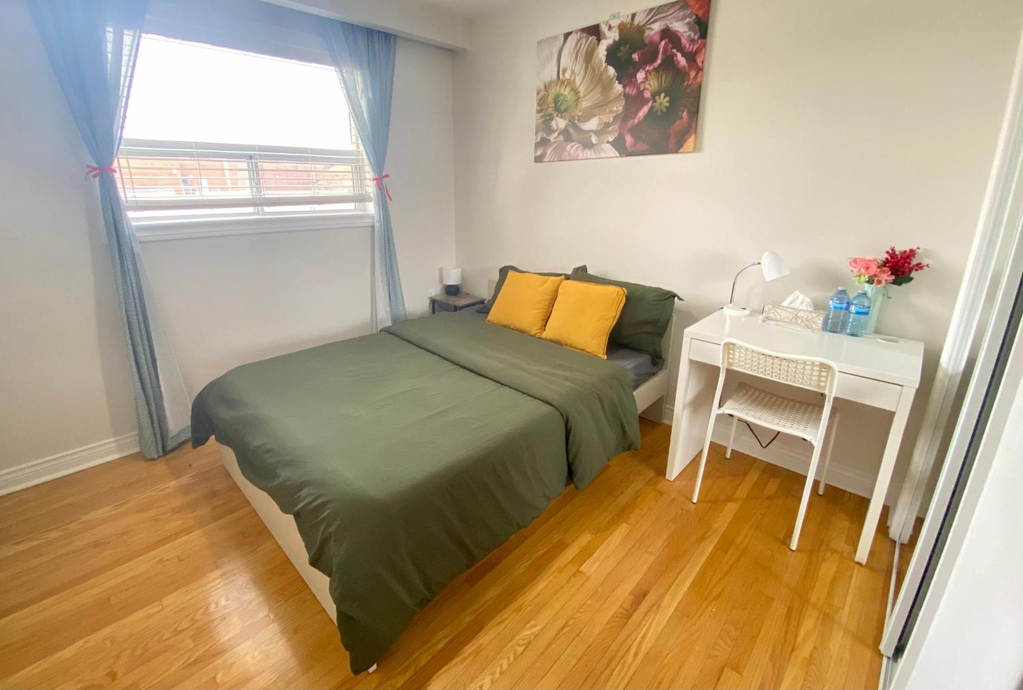 Sunny House - Main Floor, Free Parking, In Toronto Hotel Szoba fotó