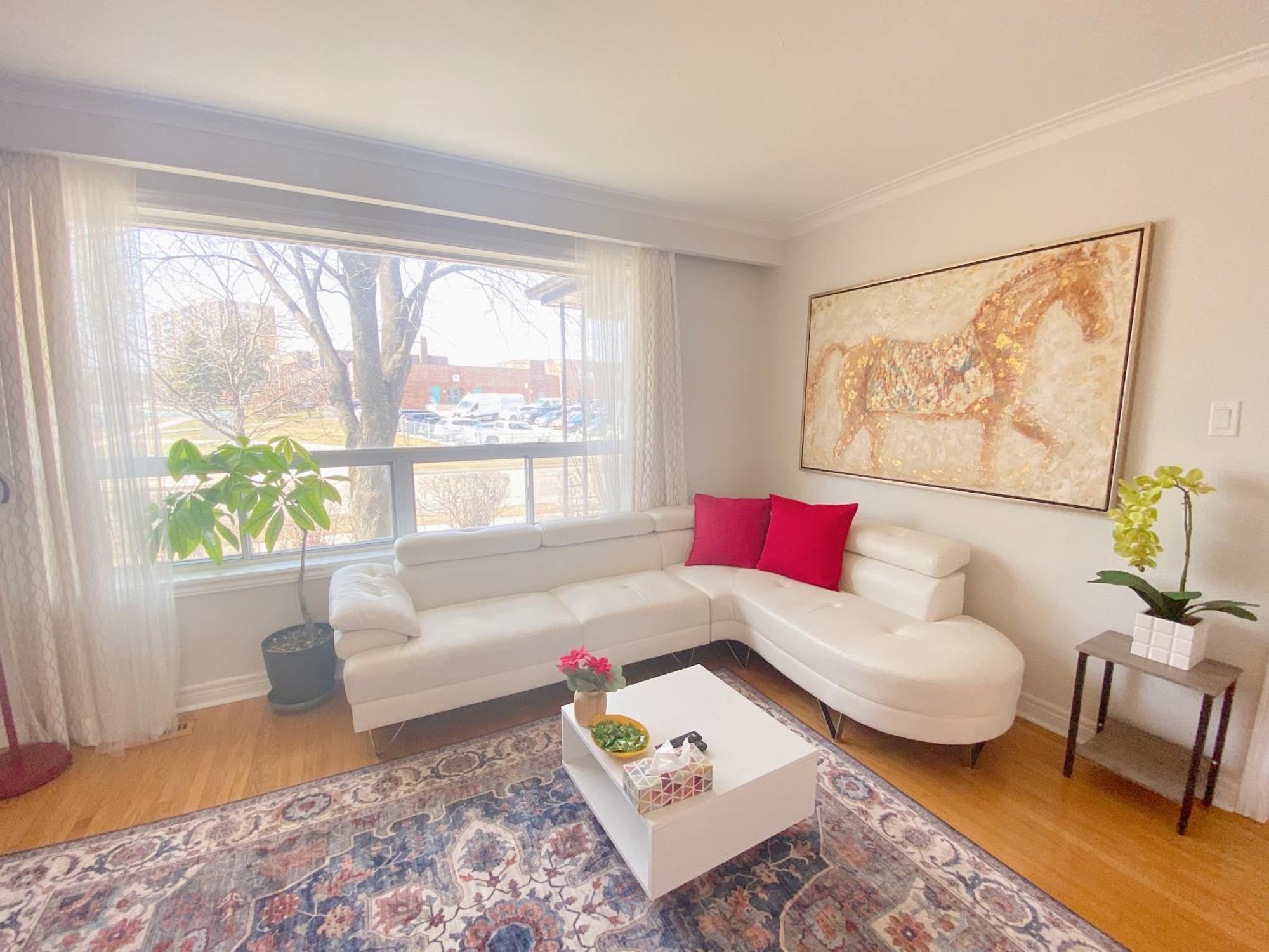 Sunny House - Main Floor, Free Parking, In Toronto Hotel Kültér fotó